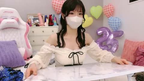 -minami- @ Stripchat • Recorded May 17, 2026 19:28 • 34m