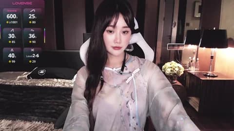 Aurora_-77 @ Stripchat • Recorded March 26, 2026 09:09 • 32m