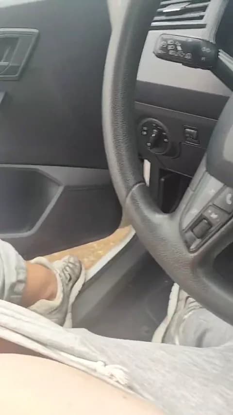 Bembeleza @ Cam4 • Recorded March 9, 2026 12:46 • 44m