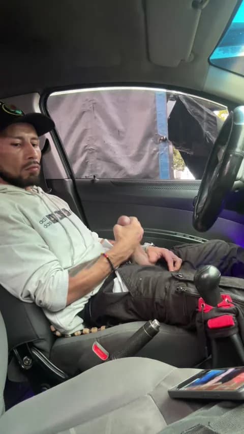 Bigdick_monster @ Cam4 • Recorded January 18, 2026 13:18 • 59m