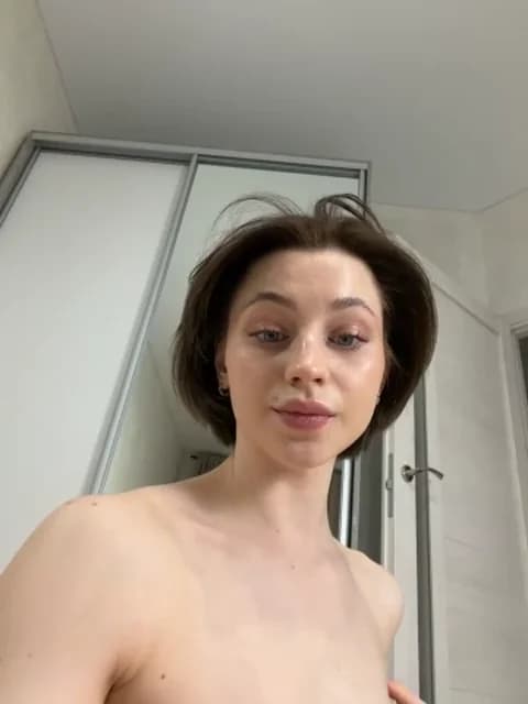 Camilla_Railian @ Stripchat • Recorded April 28, 2026 01:20 • 39m