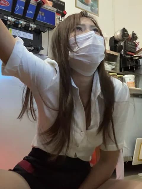 Cherry520 @ Stripchat • Recorded January 13, 2026 07:54 • 36m