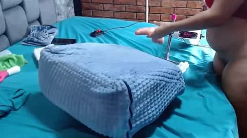 Couple_Gold69 @ Stripchat • Recorded March 11, 2026 10:40 • 36m