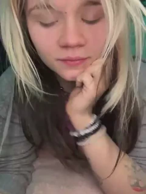 Cutiepiespanks @ Stripchat • Recorded March 4, 2026 07:04 • 120m