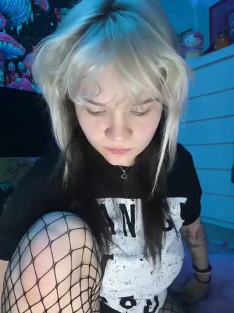 Cutiepiespanks @ Stripchat • Recorded April 23, 2026 03:44 • 35m