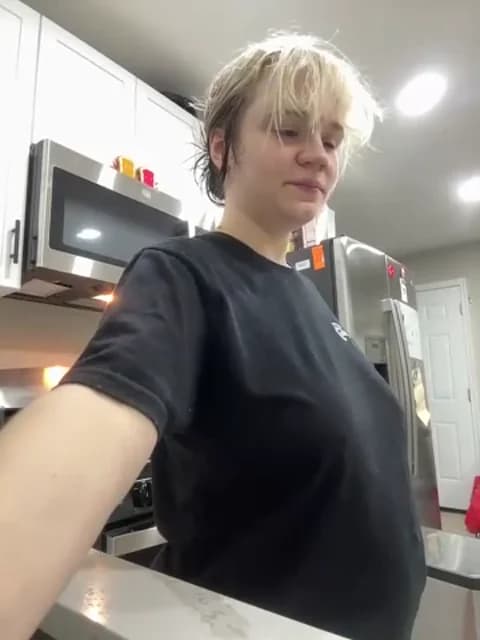 Cutiepiespanks @ Stripchat • Recorded May 4, 2026 01:44 • 41m