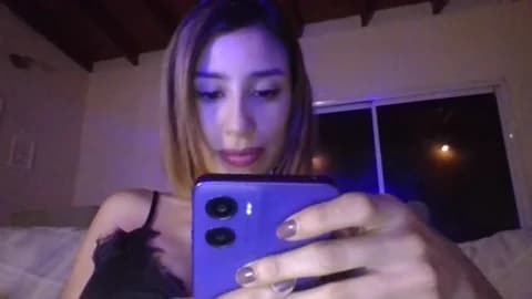 Florvelvetrose @ Cam4 • Recorded January 17, 2026 06:18 • 31m