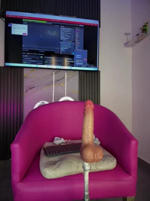 Helen_Vidall @ Stripchat • Recorded April 26, 2026 06:08 • 54m