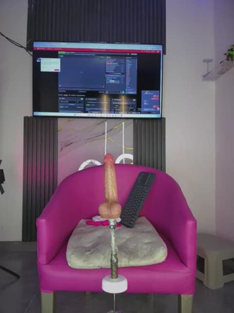 Helen_Vidall @ Stripchat • Recorded May 6, 2026 08:44 • 37m