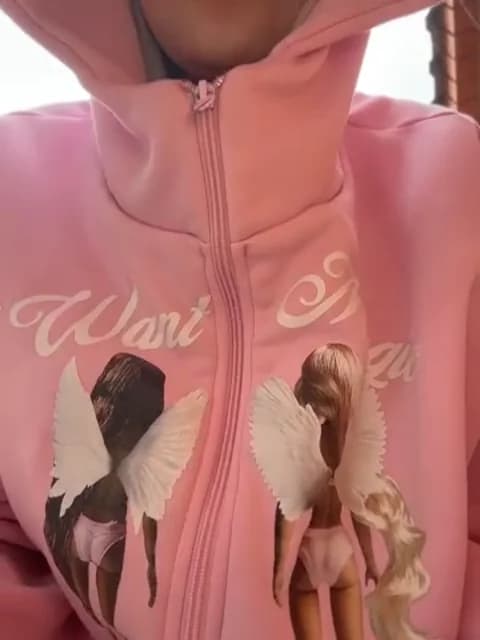 HugeBoobsAlice @ Stripchat • Recorded April 23, 2026 11:08 • 40m