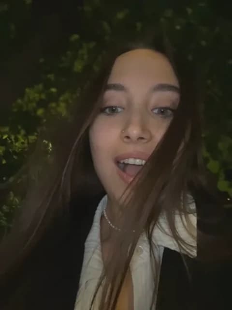 ICrazyOneIRL @ Stripchat • Recorded May 17, 2026 19:30 • 32m