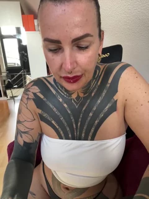 KathaleaNoir @ Stripchat • Recorded March 25, 2026 07:38 • 40m