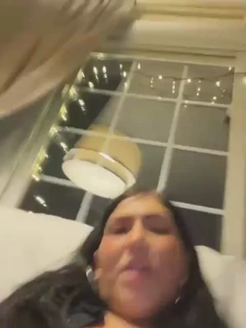 LittleMissEeve @ Stripchat • Recorded May 22, 2026 04:30 • 35m