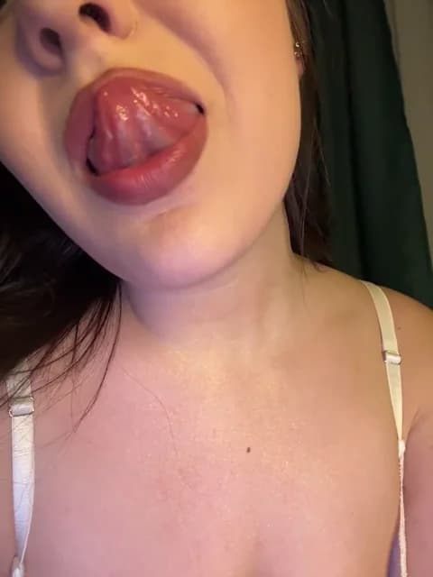 M-O-L-N-I-Y-A @ BongaCams • Recorded March 9, 2026 01:04 • 66m