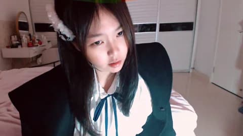 Miu1_girl @ Stripchat • Recorded January 15, 2026 03:10 • 51m