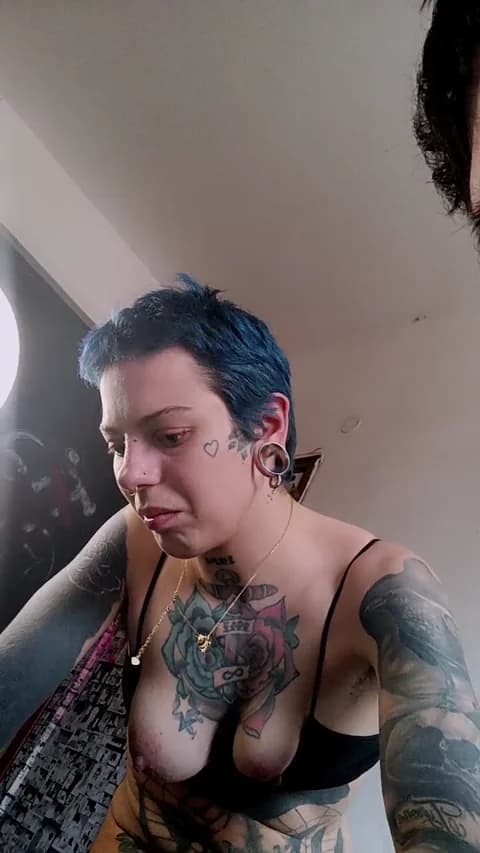 MorenaBlackMoon @ Cam4 • Recorded April 15, 2026 13:47 • 43m