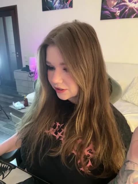 PumaShyXD @ Stripchat • Recorded April 6, 2026 11:23 • 62m