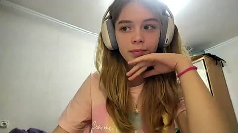 RosalbaPyette @ Cam4 • Recorded April 16, 2026 13:32 • 120m