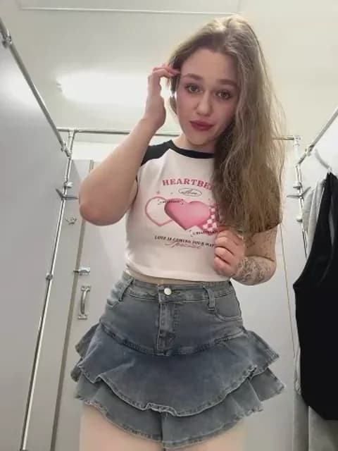 RussianWoman @ Stripchat • Recorded January 16, 2026 05:00 • 58m