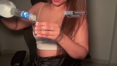 Sakheeeena @ Stripchat • Recorded May 25, 2026 18:02 • 52m