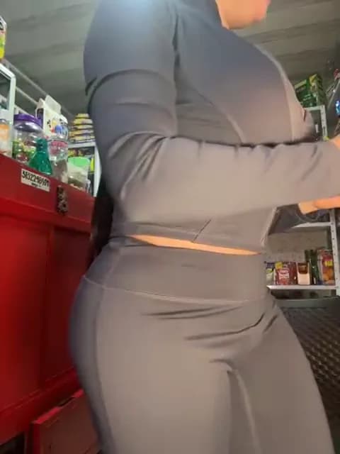 Sara_fun @ Stripchat • Recorded May 18, 2026 23:36 • 44m