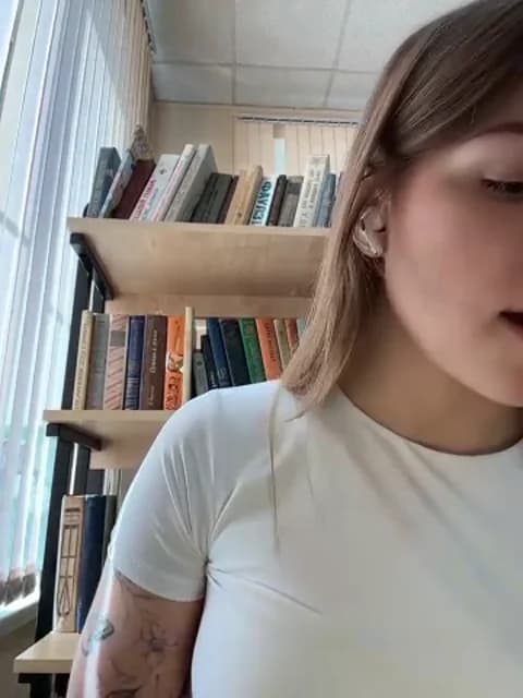 StreetSquirt @ Stripchat • Recorded April 12, 2026 10:57 • 44m