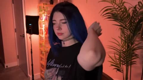 _vixenp @ Stripchat • Recorded January 15, 2026 21:21 • 120m