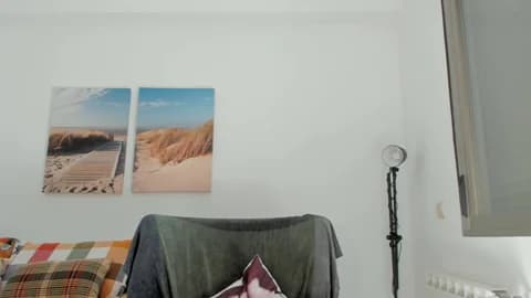 abrilhelena8 @ Chaturbate • Recorded January 19, 2026 15:24 • 92m