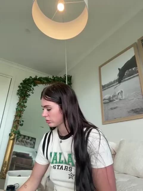 aus_queen @ Stripchat • Recorded March 25, 2026 04:48 • 56m