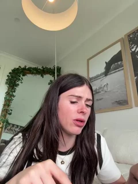 aus_queen @ Stripchat • Recorded March 25, 2026 04:48 • 49m