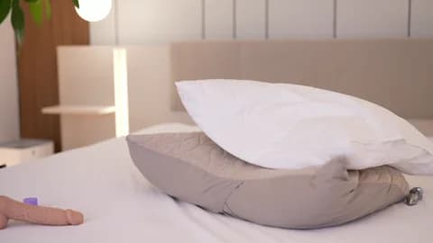 dovia @ Chaturbate • Recorded March 8, 2026 13:17 • 42m