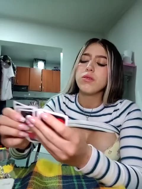 eva-2023 @ Stripchat • Recorded April 17, 2026 04:05 • 80m