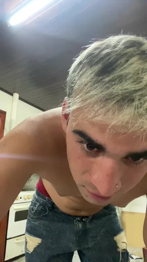 jupiter195 @ Cam4 • Recorded January 17, 2026 07:08 • 36m