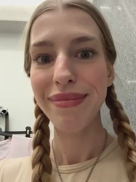 kira_mia @ Stripchat • Recorded January 16, 2026 17:31 • 33m