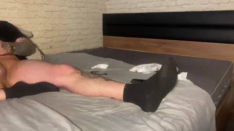 leesmoke @ Stripchat • Recorded April 20, 2026 08:10 • 61m