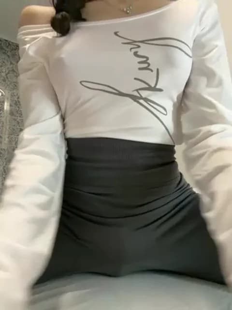 meimei_x @ Stripchat • Recorded May 2, 2026 15:05 • 44m