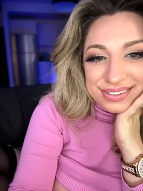 miamellycious @ Stripchat • Recorded May 16, 2026 04:24 • 31m