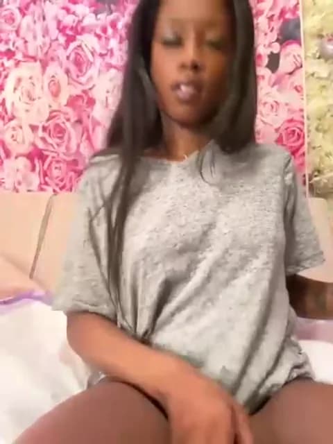 mismialove @ Stripchat • Recorded May 25, 2026 16:26 • 62m