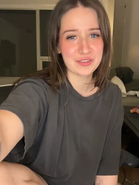 nerdynina @ Stripchat • Recorded January 18, 2026 04:17 • 43m