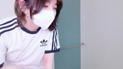 ranran_ch @ Stripchat • Recorded April 28, 2026 06:09 • 60m