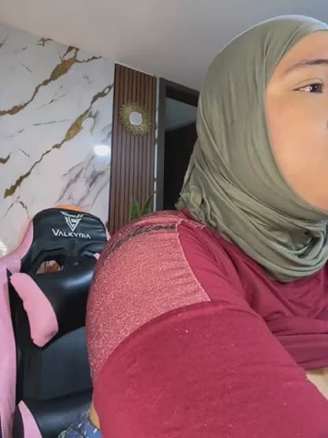 sweetmuslim01 @ Stripchat • Recorded May 4, 2026 02:48 • 38m