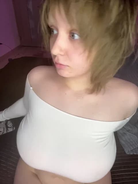 tamagotchigirl @ BongaCams • Recorded January 17, 2026 06:07 • 41m