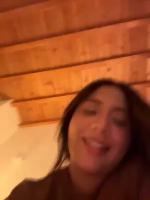 vellaah @ Stripchat • Recorded March 15, 2026 04:13 • 40m