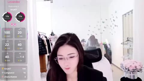 yangyang-777 @ Stripchat • Recorded April 25, 2026 02:33 • 32m